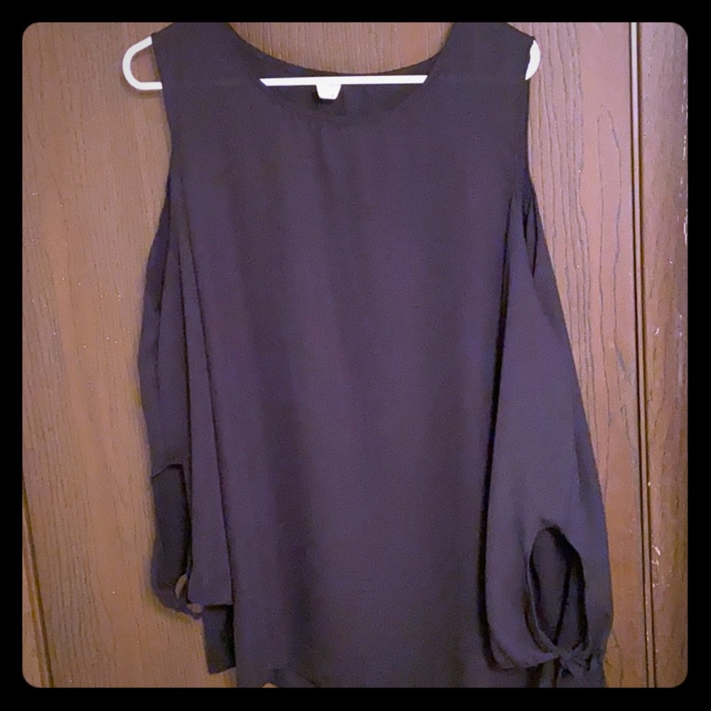 Black Cold Shoulder Rayon Top